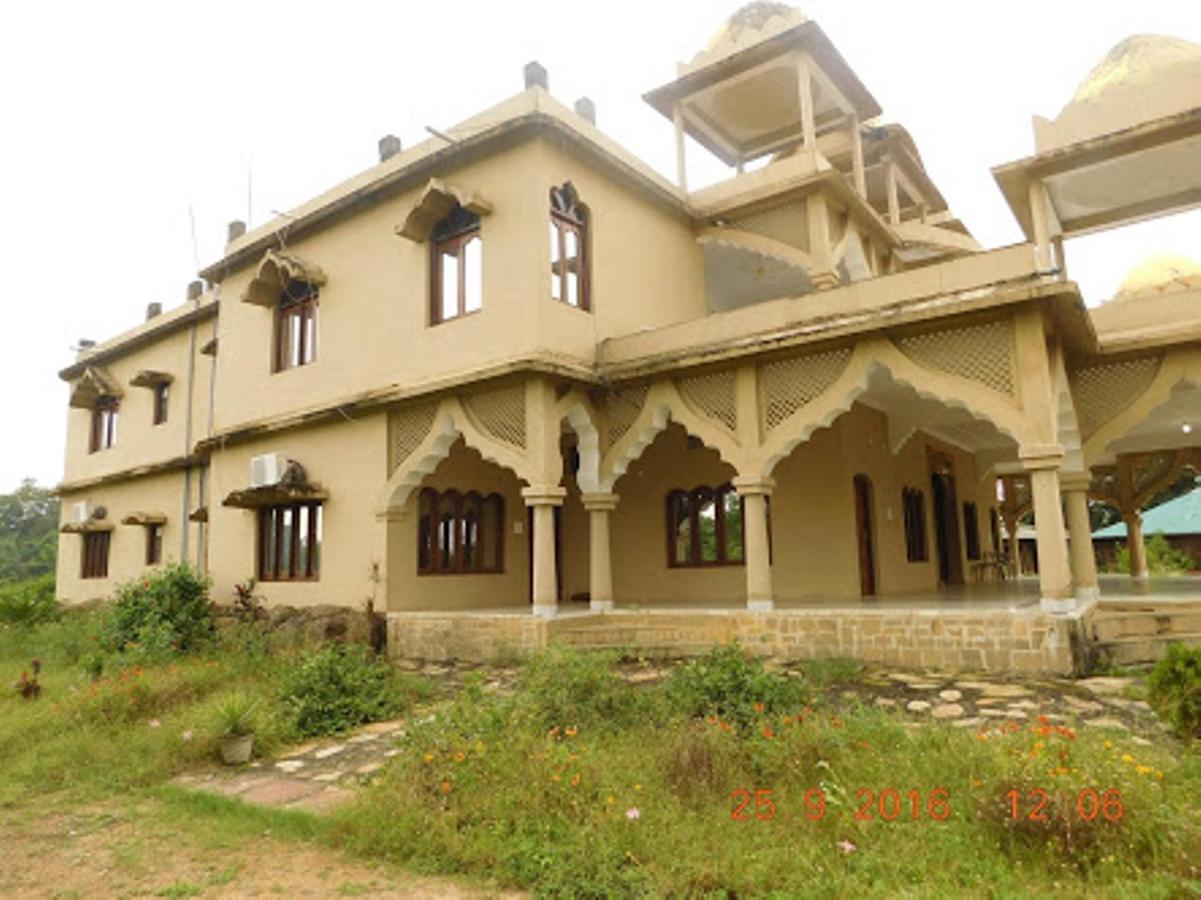 Royal Heritage Bandhavgarh Hotel Bandhavgarh National Park Kültér fotó